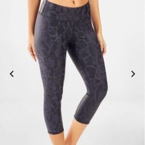 Powerhold By Fabletics Saloar Printed Crop Legging Size M